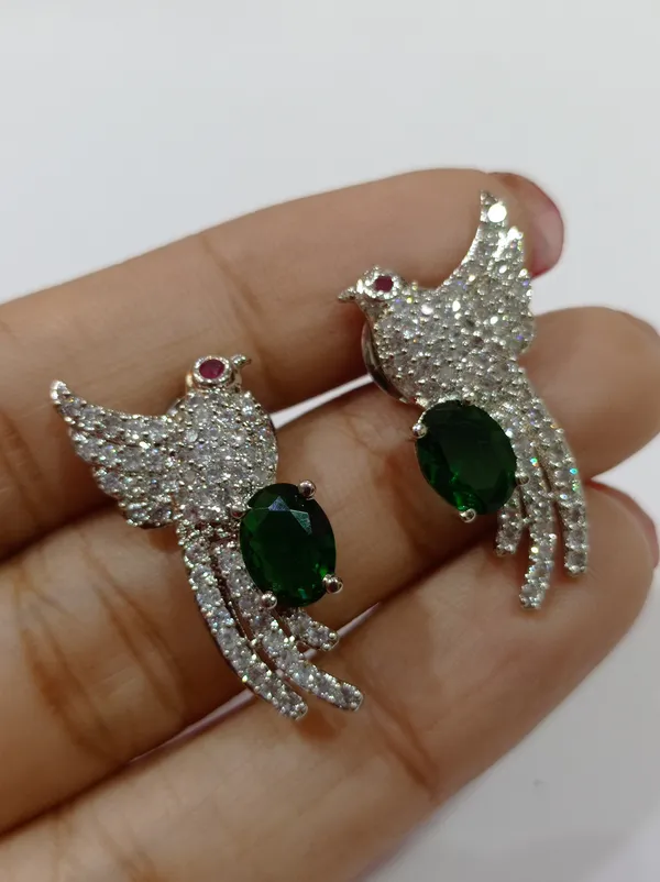 Silver_Green_Chimney_Cylinder_Stud_Earrings