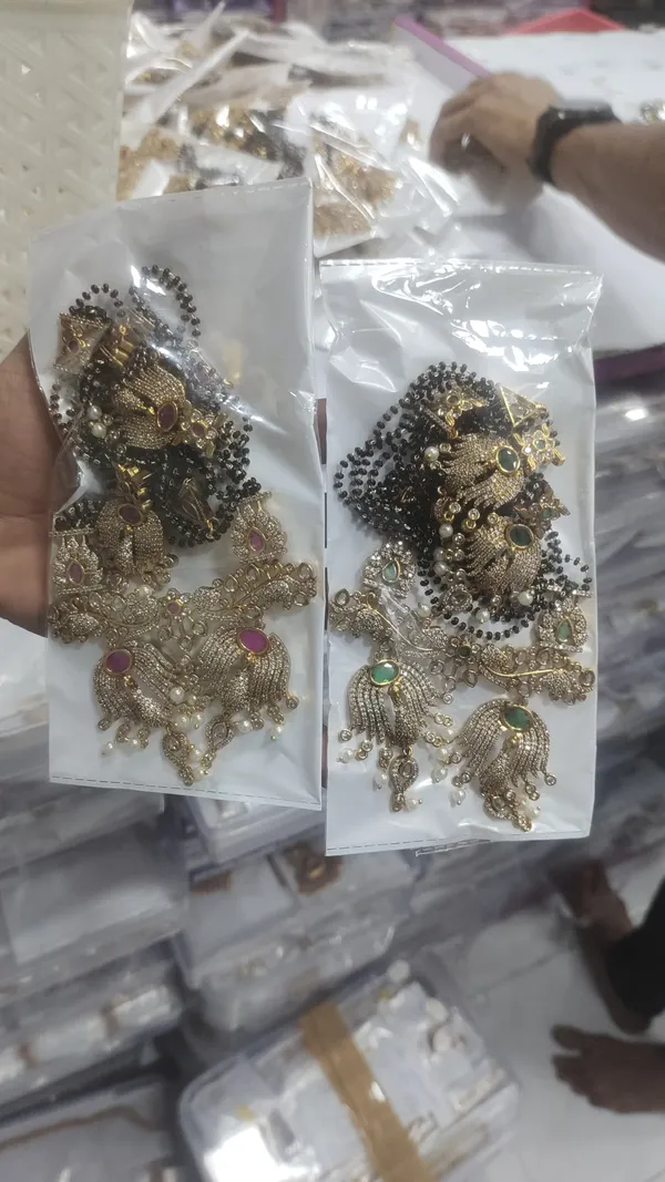 Green_Peacock_Vati_Mayur_Victorian_Mangalsutra