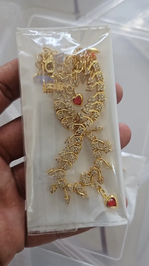 Ad_Traditional_Necklace_