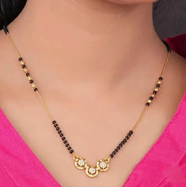 Daily_Wear_Short_3_Bead_Mangalsutra
