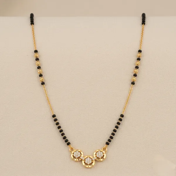 Daily_Wear_Short_3_Bead_Mangalsutra