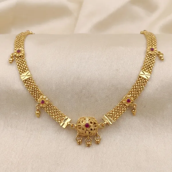 Gold_Brass_Premium_Thushi_Choker_Necklace_For_Women