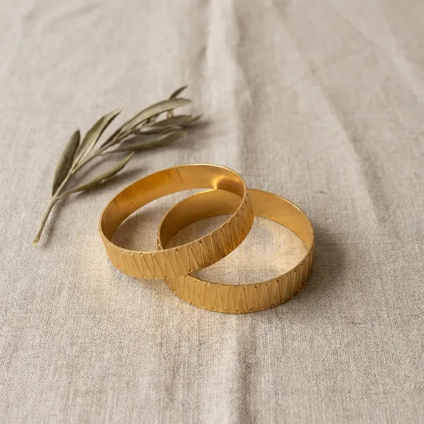 Gold_Brass_Line_Design_Kada_Bangles_For_Women
