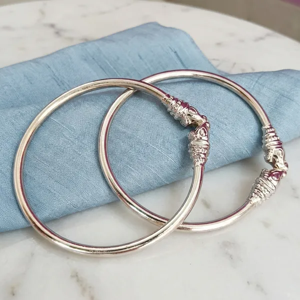 Silver_Oxidised_Brass_Hatti_Bangles_For_Women