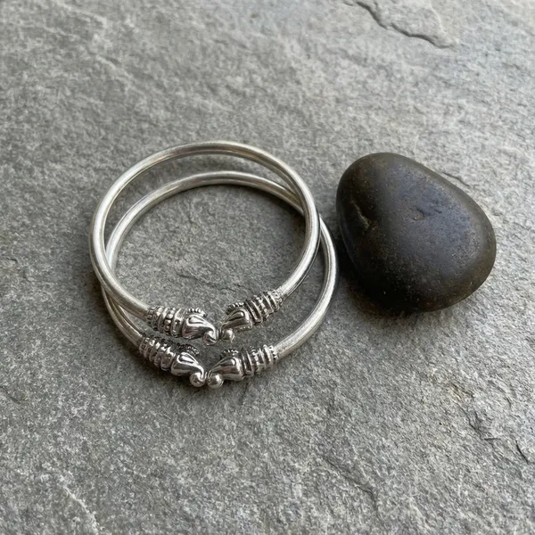 Silver_Oxidised_Brass_Hatti_Bangles_For_Women