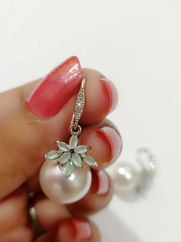 Pista_Green_Hook_Earrings_For_Women