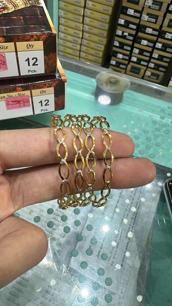 Fancy_Bangles_