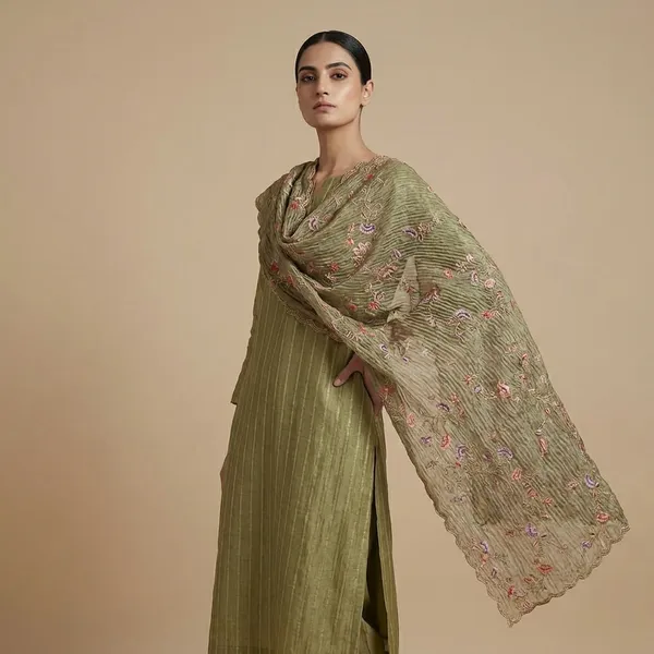 Pista_Tissue_Silk_Unstitch_Suit_For_Women