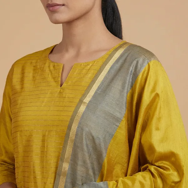 Musturd_Banarsi_Unstitch_Suit_Zari_Strip_Unstitch_Suit_For_Women