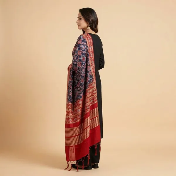 Magenta_Black_Banarasi_Silk_Unstitch_Suit_For_Women