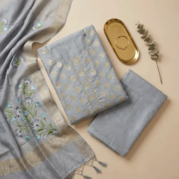 Grey_Banarasi_Pure_Musraisd_Unstitch_Suit_For_Women