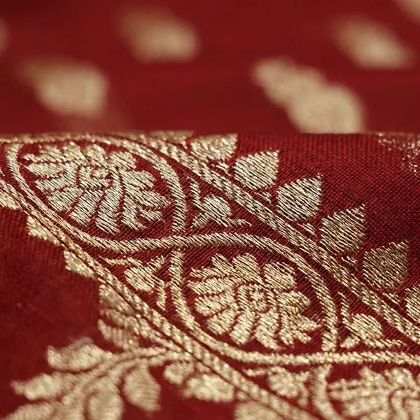 Red_Banarasi_Katan_Unstitch_Suit_For_Women