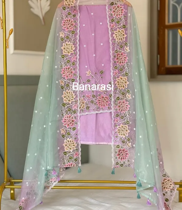 Pista_Banarasi_Unstitch_Suit_Organza_Embroidery_For_Women