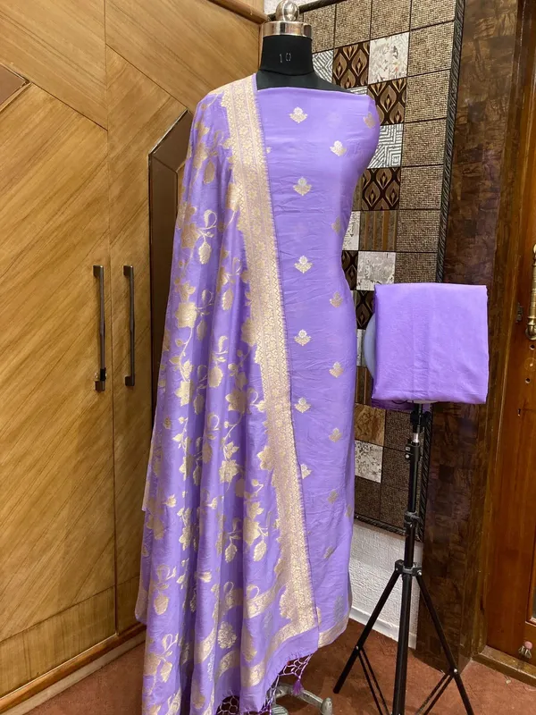 Chinya_silk_suit