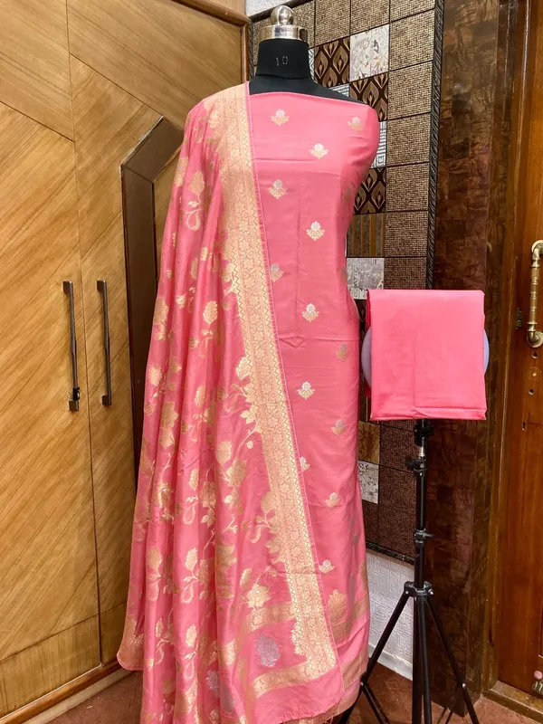 Chinya_silk_suit