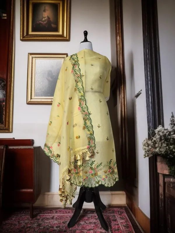 Lemon_Organza_Silk_Embroidery_Unstitch_Suit_S_For_Women