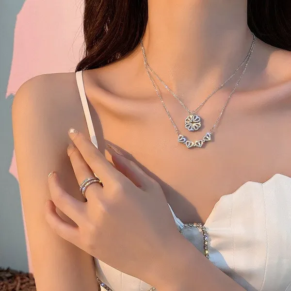 Gold_Clover_Heart_Love_Necklacea_Symbol_Of_Forever_Togetherness