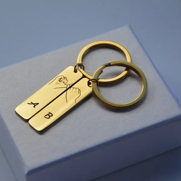 Personalised_Pinky_Promise_Couple_Keychain24K_Gold_Finish_For_Couple