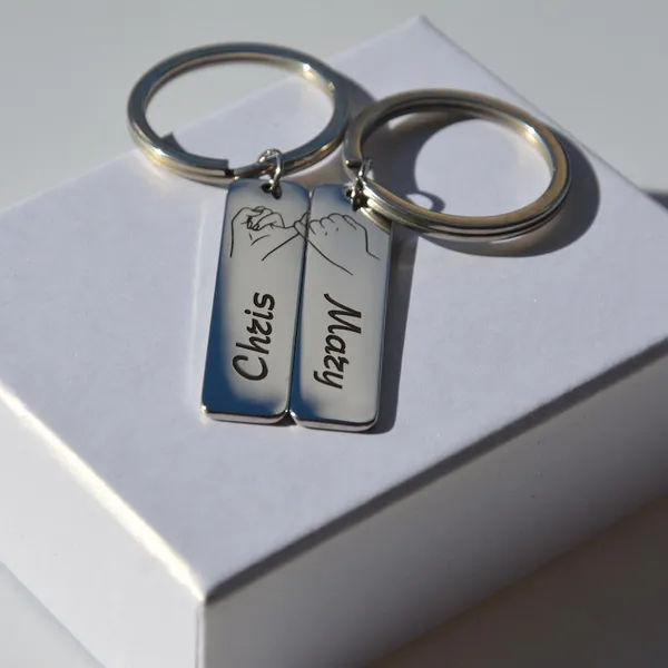 Personalised_Pinky_Promise_Couple_Keychain24K_Gold_Finish_For_Couple
