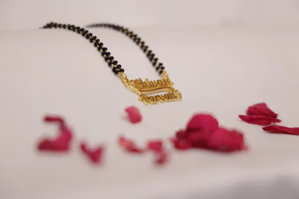 Gold_Personalised_Double_Name_Necklace_For_Women