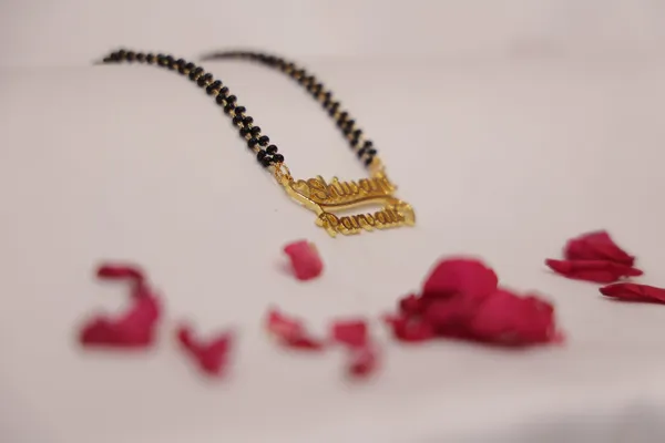 Gold_Personalised_Double_Name_Necklace_For_Women