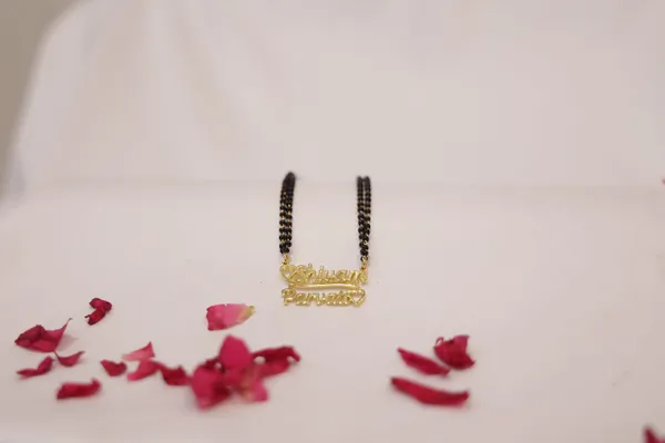 Gold_Personalised_Double_Name_Necklace_For_Women