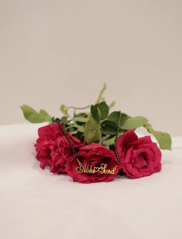 Gold_Personalized_Couple_Name_Mangalsutra_For_Women