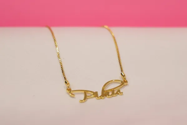 Gold_Personalized_Name_Necklace_For_Women