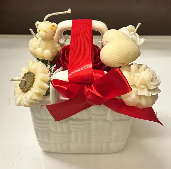 Blush_and_Bloom_Candle_basket