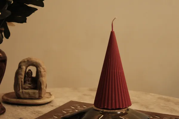 The_Aboli_Mini_Joy_Beams_Candle_(_Red_Color_)