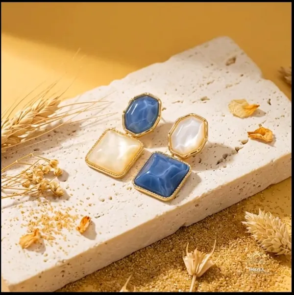 Gold_Geometric_Resin_Stone_Drop_Earrings_For_Women