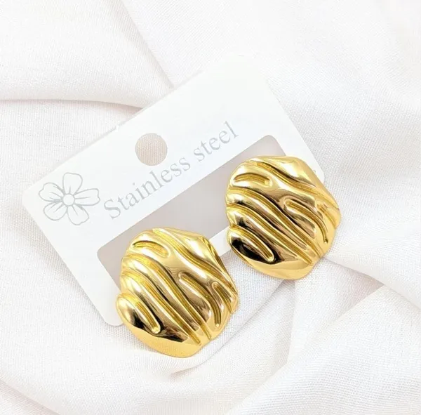 Golden_Wave_Mini_Hoops_Earrings_For_Women