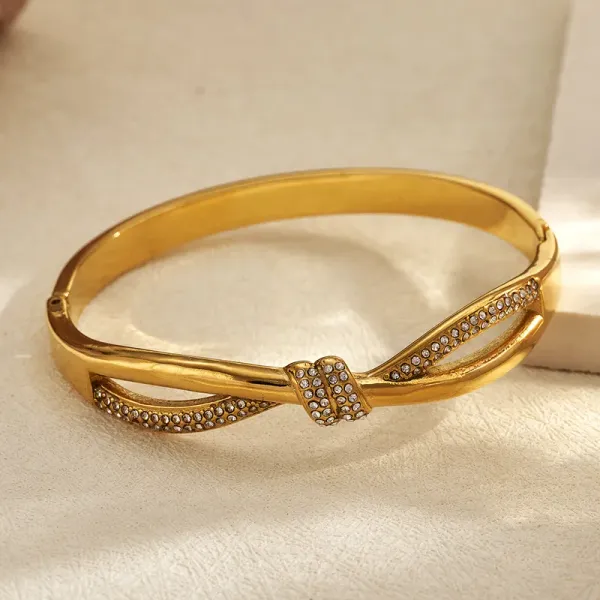 Orzia_Real_18_k_gold_plated__Pavé_Knot_Bangle