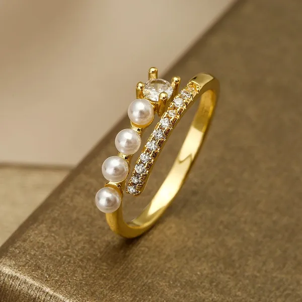 The_"Celestial_Path"_Pearl_&_PavÃƒÂ©_Wrap_Ring