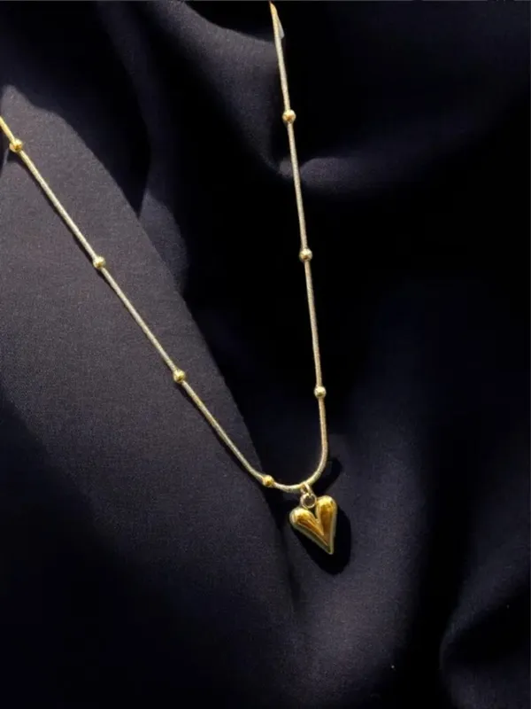 The_"Serenity_Heart"_Beaded_Necklace