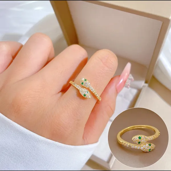 The_"Serpentine_Radiance"_Emerald-Eyed_Bypass_Ring