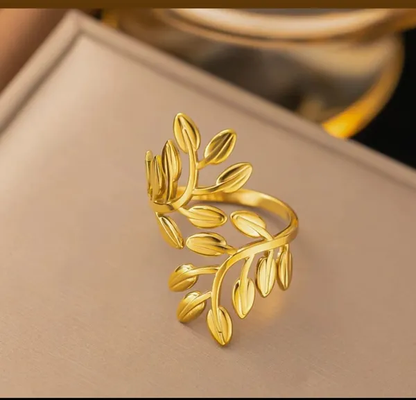 The_"Victory"_Laurel_Leaf_Wrap_Ring