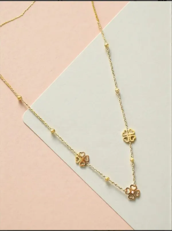 Triple_Clover_Filigree_Station_Necklace_in_Gold