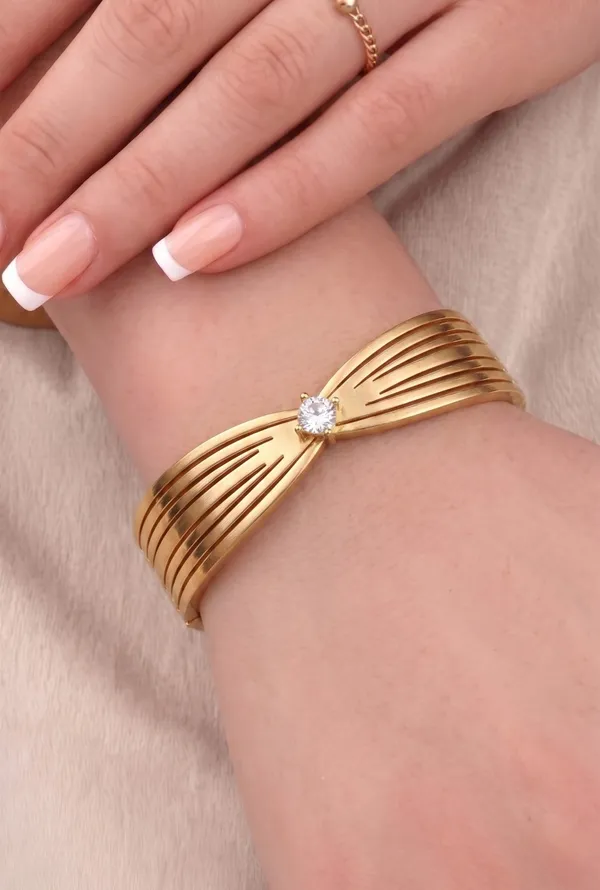 Bow_Design_Anti-Tarnish_Bracelet_for_Women_|_Gold_Look_Adjustable_Elegant_Bracelet