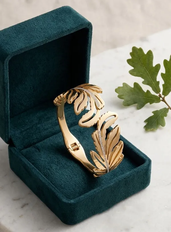 Anti_Tarnish_Openable_Leaf_Bracelet_for_Women_|_Elegant_Gold_Finish_Adjustable_Bracelet