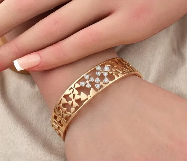 Anti_tarnish_Flower_Openable_Bracelet_|_Statement_Bracelet_for_Western_outfit