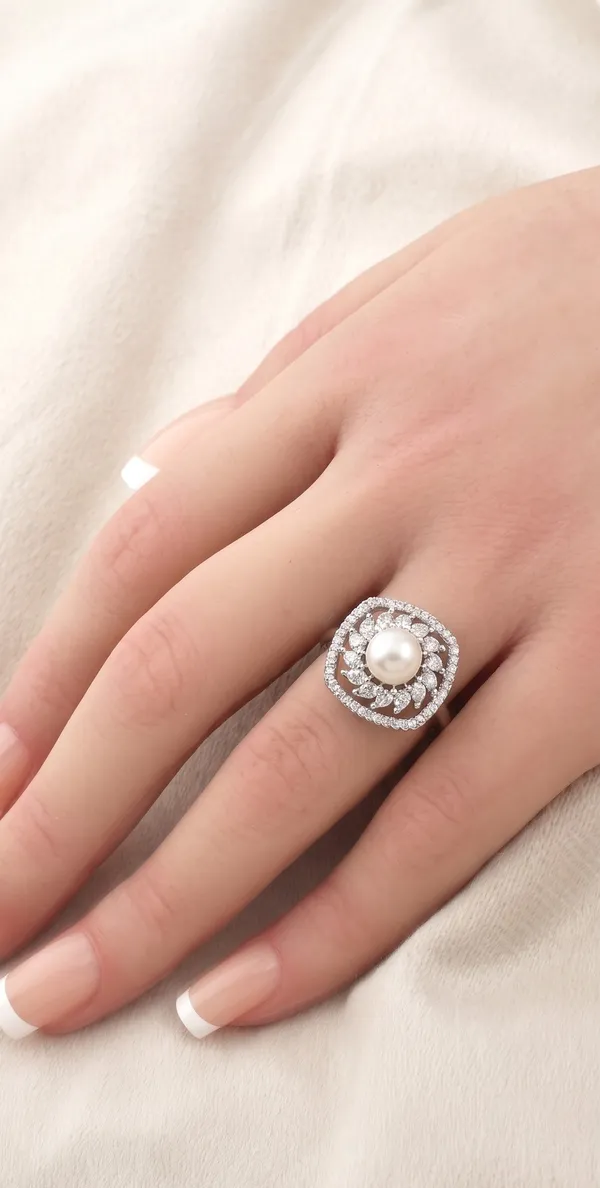 Elegant_Pearl_AD_Cocktail_Ring_with_Zircon_Floral_Design_|_Elegant_Cocktail_Ring