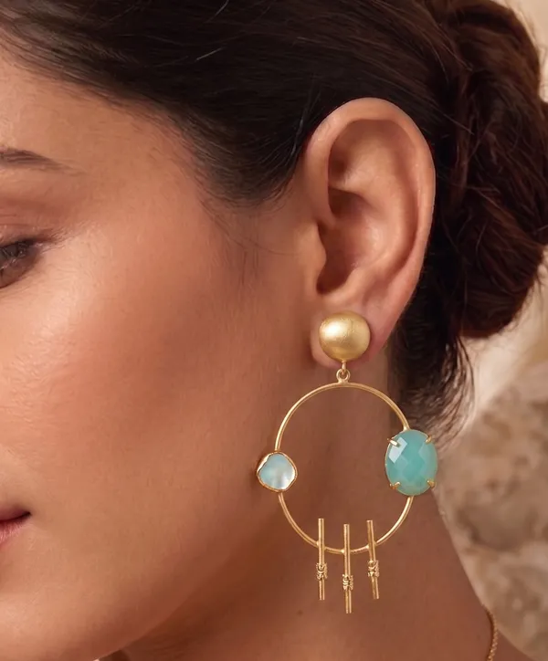 Minimal_Gold_Hoop_Earrings_with_sky_Stone_|_Elegant_Statement_Drop_Earrings