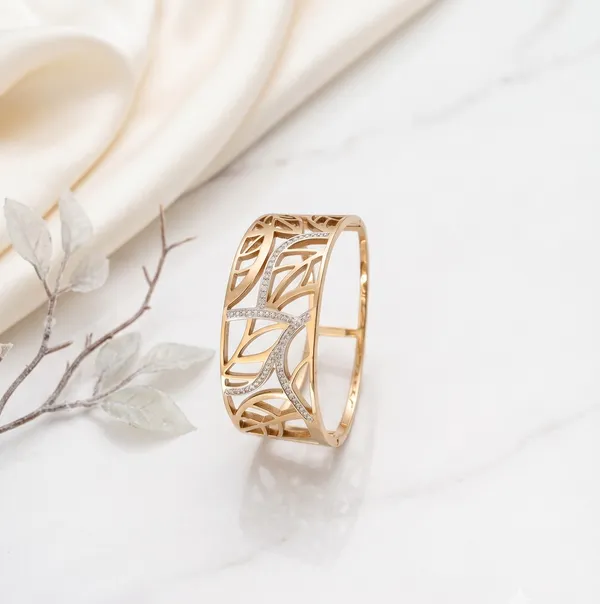 Premium__Gold_Leaf_Design_Anti-Tarnish_Broad_Bracelet_for_Women_|
