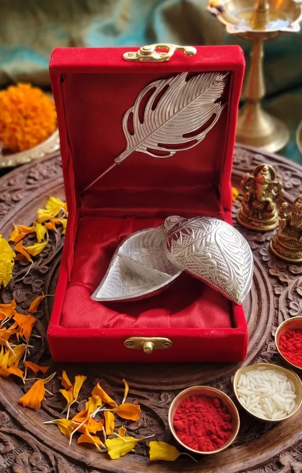 Rajwada_Meenakari_Bhai_Bhabhi_Rakhi_Pair_|_Royal_Rakhi_Gift_Set