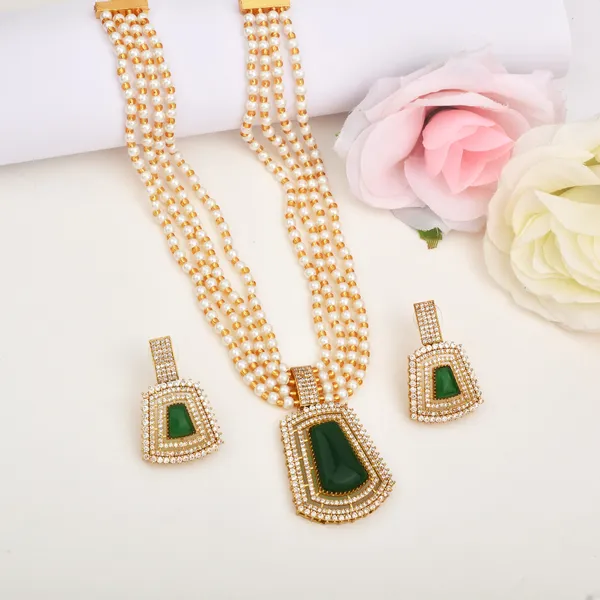 White_And_Green_Beads_Pearls_Fusion_Necklace_Set_|_Party_Wear_Traditional_set