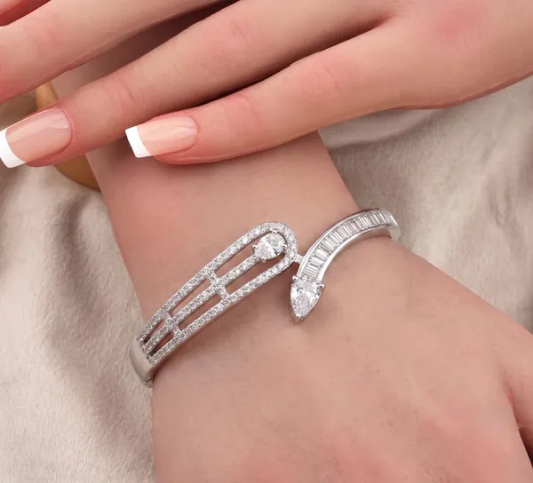 Silver_Zircon_Diamond_Designer_Bracelet_for_Women_|_Elegant_Adjustable_Kada_Bracelet