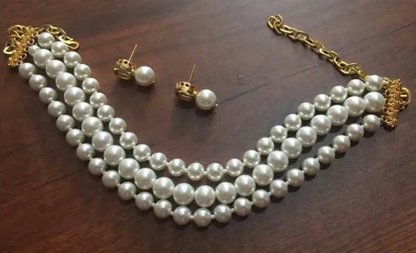 Classic_Multi-Row_White_Pearl_Choker_Mala_|_Vintage-Inspired_Pearl_Jewellery_Set