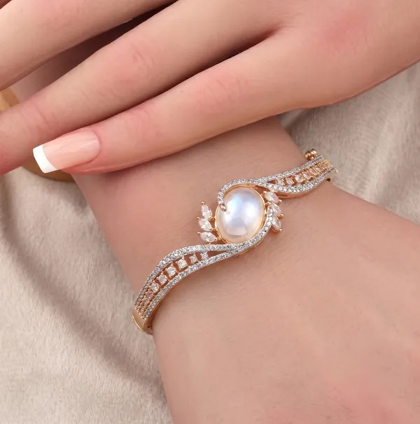 Zirconia_&_Pearl_Tennis_Bracelet_|_Luxury_White_Gold_Plated_Gemstone_Bracelet_for_Women