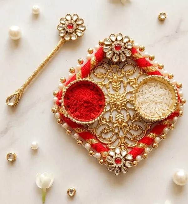 Red_Star_Bhai_Rakhi_with_Bhabhi_Bracelet_Rakhi_Pair_|_Designer_Couple_Rakhi_Set_for_Raksha_Bandhan